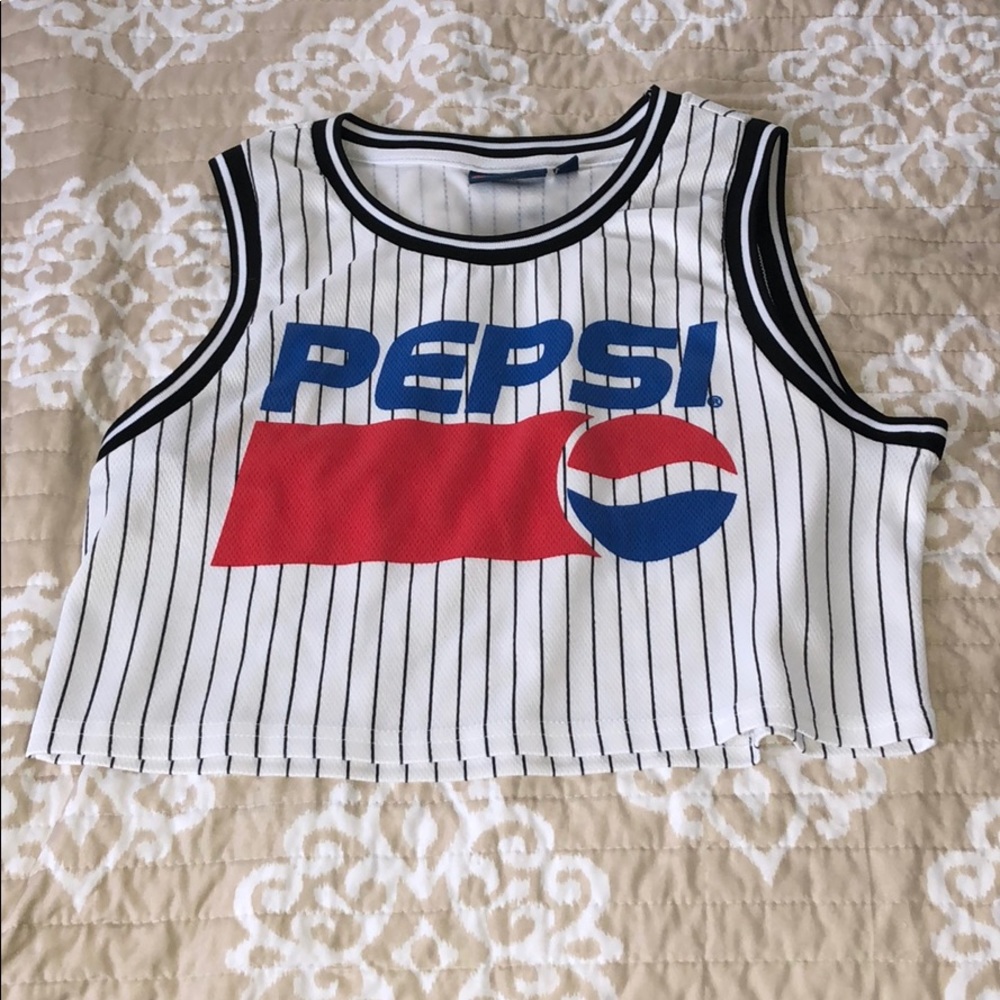 sleeveless pepsi crop top